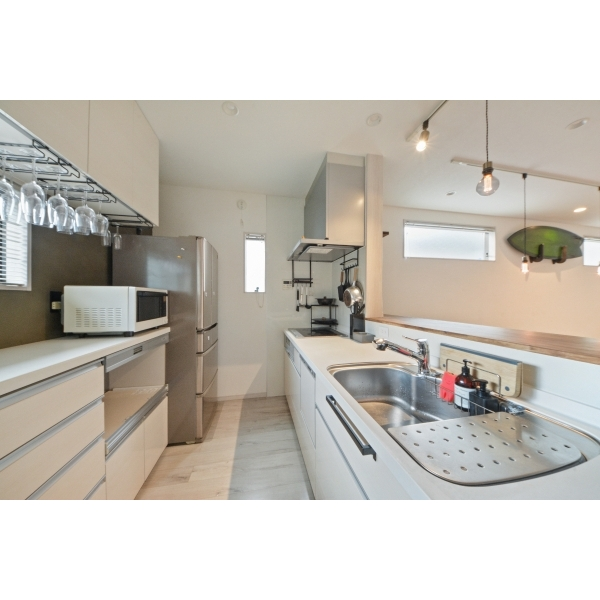 大阪市中央区上本町西２丁目 ※調度品は価格に含みません。