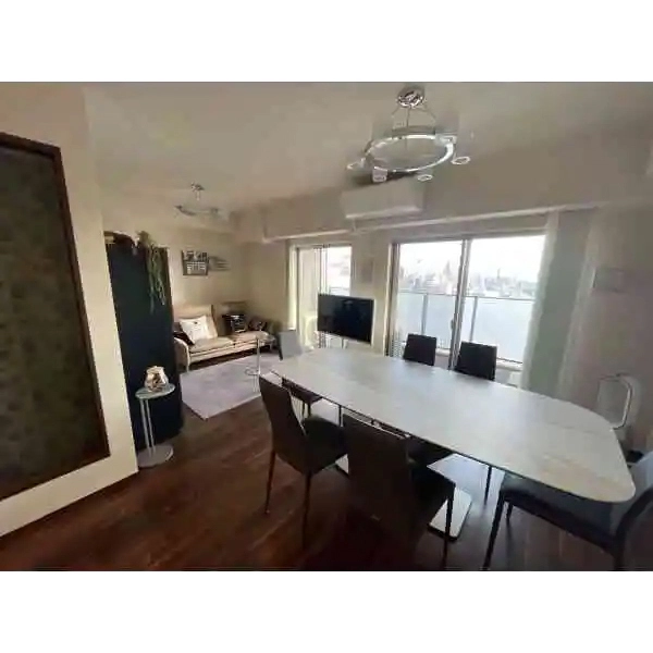 プレサンスグラン栄ＴＨＥ　ＴＯＷＥＲ 残置物は撤去予定です。