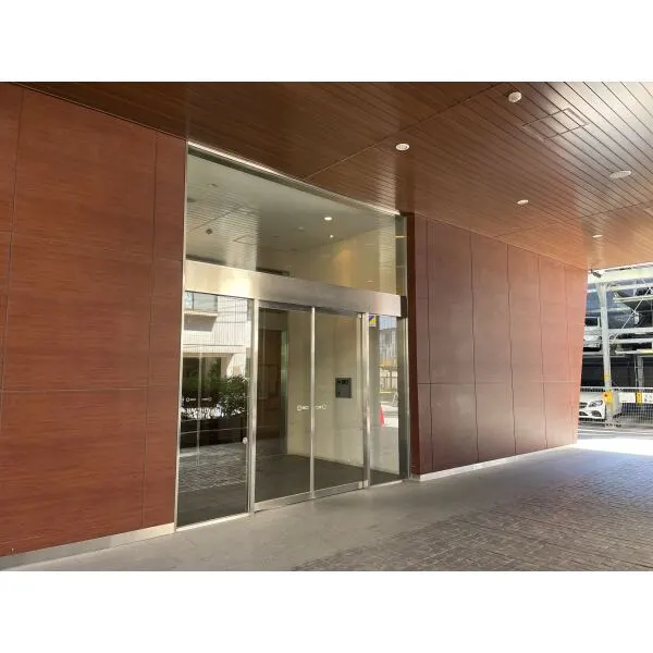 ウィルローズつつじヶ丘 エントランス