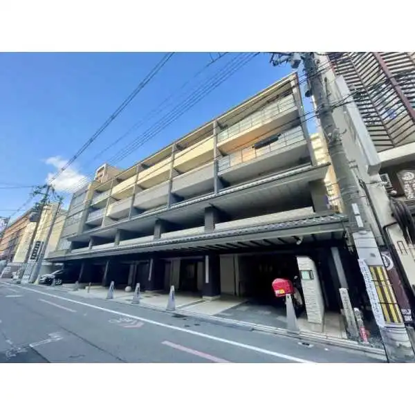 四条烏丸クロスマーク 外観