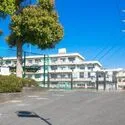 横浜市青葉区美しが丘西３丁目 横浜市立嶮山小学校 約1400m