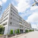 レクセル府中西府 落ち着いた色合いの風格のある外観です。