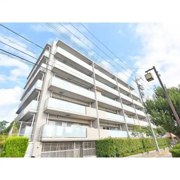 プラウド上社 外観