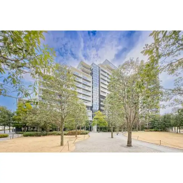 スカイティアラウエスト 外観