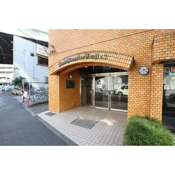 ライオンズマンション江田第3 エントランス