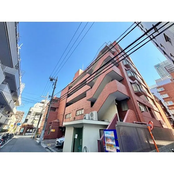 サニーウエル小杉 LDK17.4帖・洋室5.9帖・洋室5.6帖・洋室5.3帖。