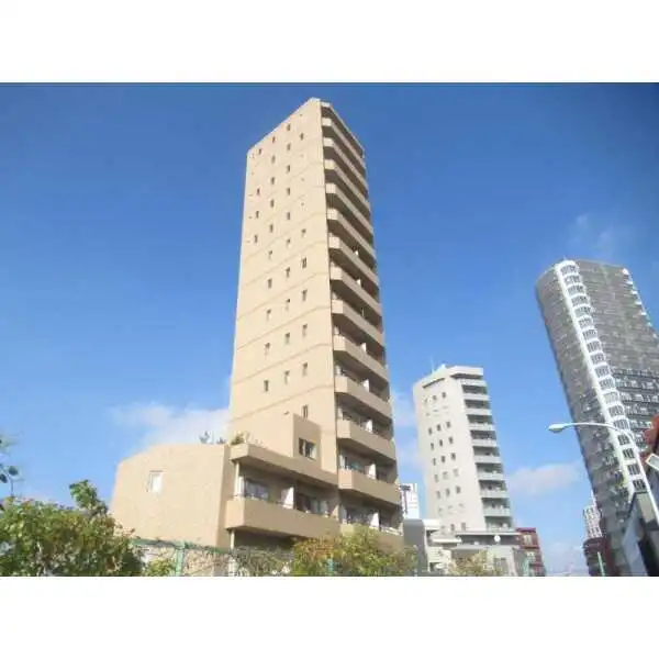 クローバー六本木 外観