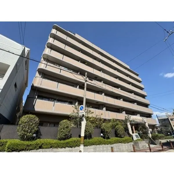 ライオンズマンション北田辺第2 地上10階建ての建物外観です。