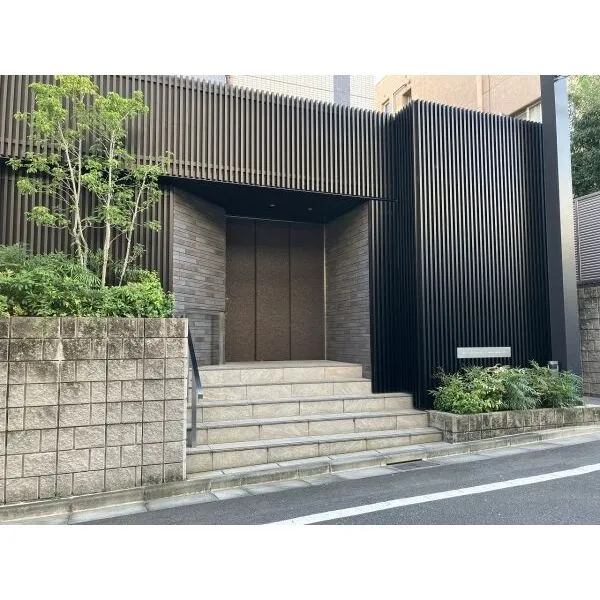 オープンレジデンシア中目黒 エントラス