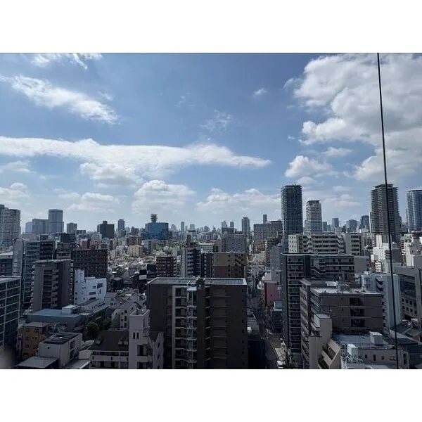 アデニウムタワー梅田 14階南向き、眺望良好です