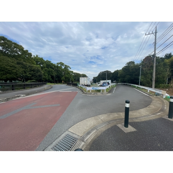 海老名市社家１丁目 前面道路