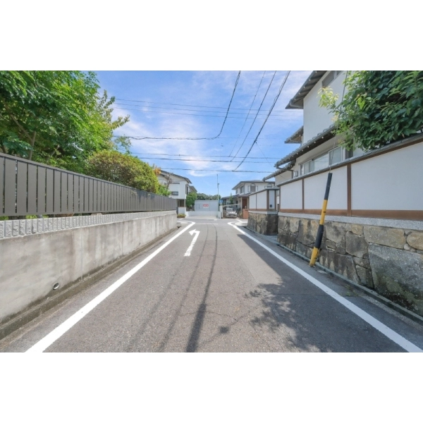 名古屋市名東区極楽4丁目 前面道路