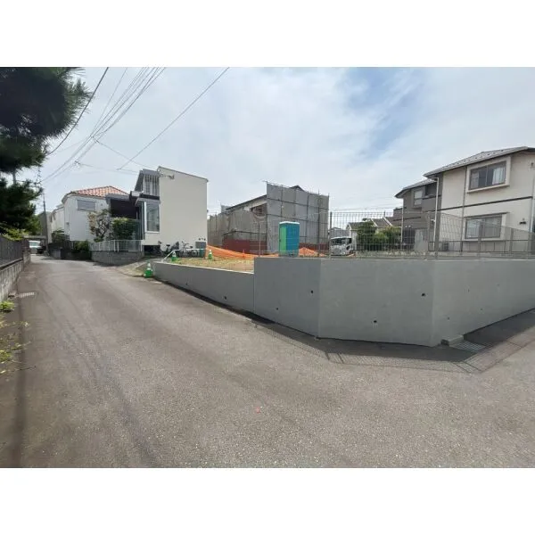 藤沢市辻堂元町４丁目 南東側道路