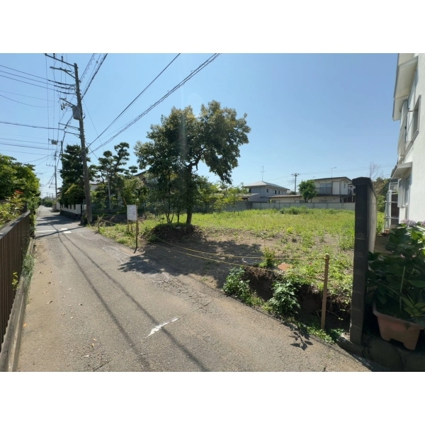 藤沢市鵠沼松が岡３丁目 前面道路