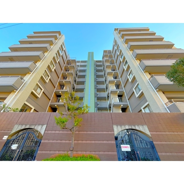 ライオンズグローベル京成立石 外観