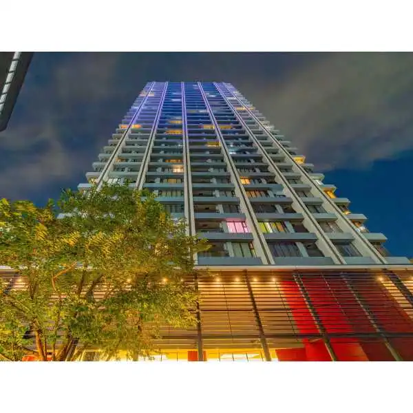 グランドミレーニア 外観