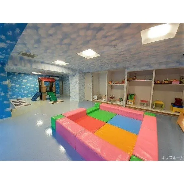 ヨコハマアイランドガーデン 【キッズルーム】雨の日などもお子さまが安心して遊ぶことができるキッズルームがあります。