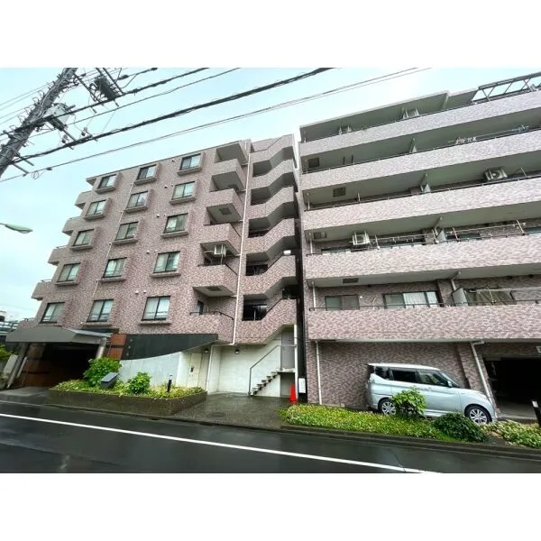 クレッセント大鳥居 外観（2026年9月撮影）