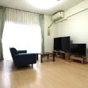 アクシア八王子ピュアマークス ＬＤＫは約６帖の洋室（２）にある可動間仕切りを開放すると、約２３．４帖の広々とした空間になります。