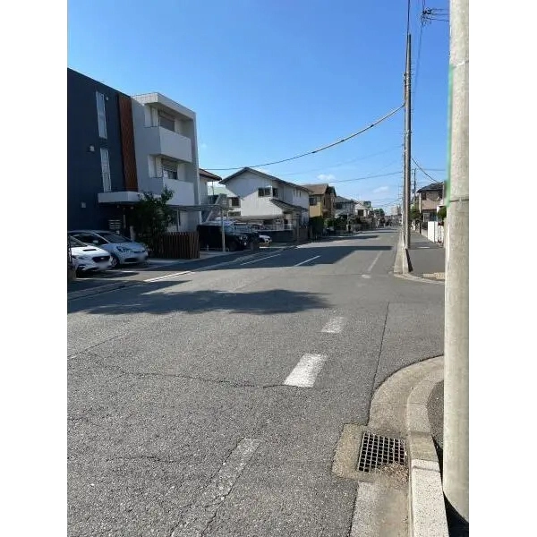 船橋市東船橋1丁目 前面道路