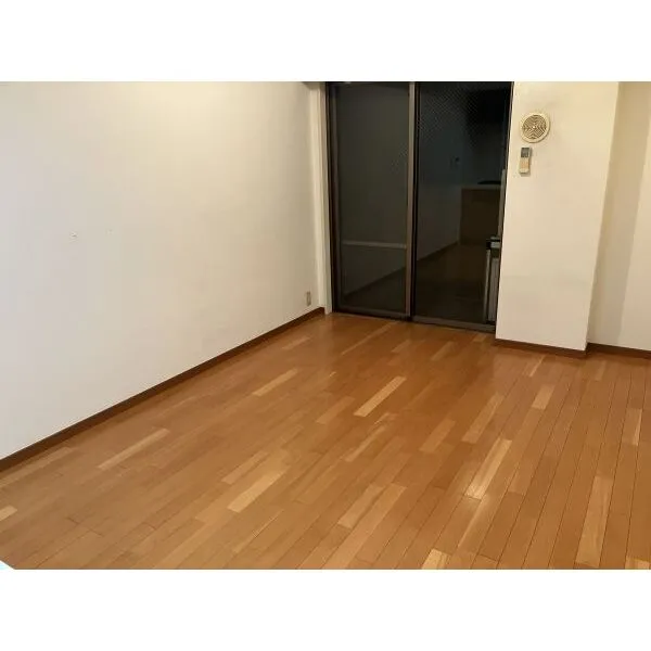 プリムローズ錦糸町 約９．５帖のリビングダイニングキッチン　TES温水式床暖房設置