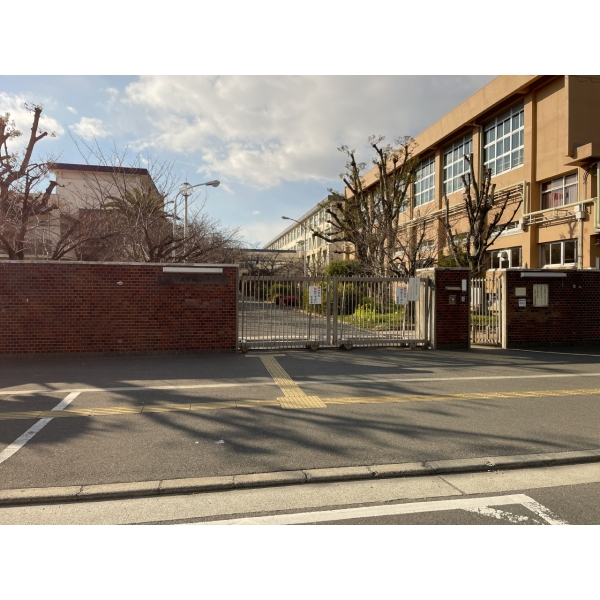 東大阪市中小阪1丁目 布施高等学校(高校・高専)まで約800m(徒歩10分)