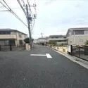 杉並区上高井戸２丁目 前面道路（２０２６年７月撮影）