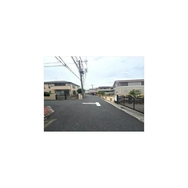杉並区上高井戸２丁目 前面道路（２０２６年７月撮影）