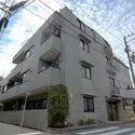 パティオ西横浜 タイル張りの外観