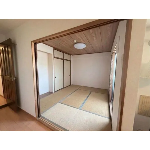 ルネ本山南 約6帖の和室。CGで作成したリフォームイメージです、掲載の画像は現況優先とします。
