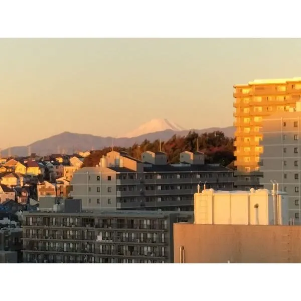 ディアパークス　コンフォートスクエア 南西側バルコニーからの眺望です。気象条件によっては富士山が見えます。