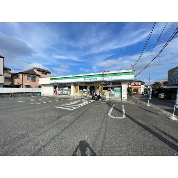 ライオンズガーデン府中アクロスフォート ファミリーマート府中本宿町店(コンビニ)まで約450m(徒歩6分)