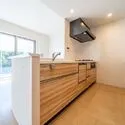 サングランデ津田沼 約３．３帖のキッチン（静音シンク、食器洗浄乾燥機、浄水器付き）