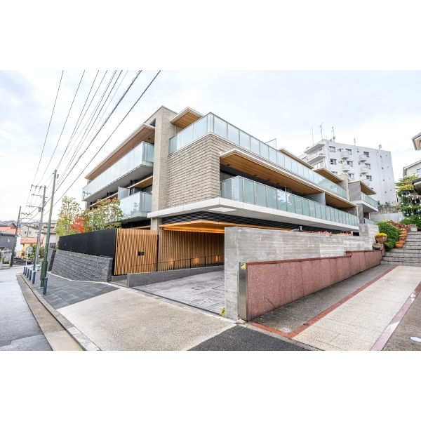 グランドメゾンＴｈｅ山手２４９ 外観