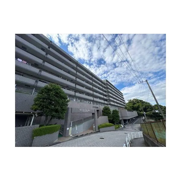 ワコーレロイヤルヒルズ横浜蒔田 外観（２０２６年９月撮影）