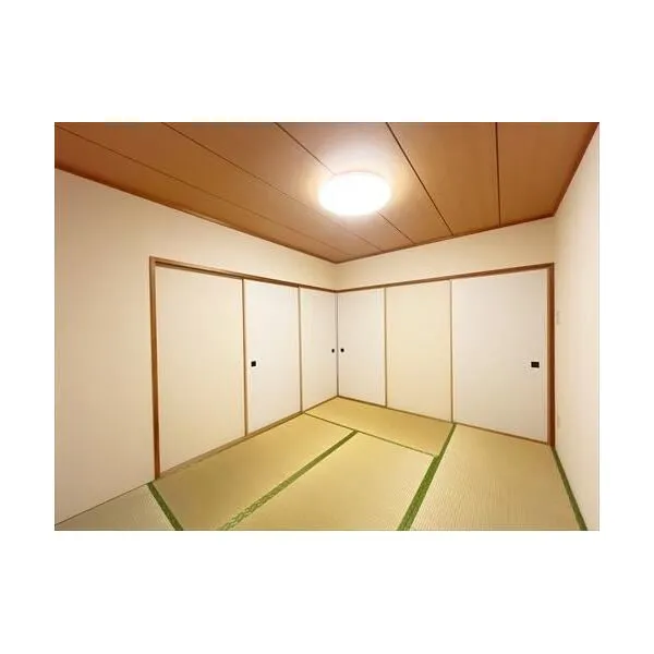 ワコーレロイヤルヒルズ横浜蒔田 和室(6帖)