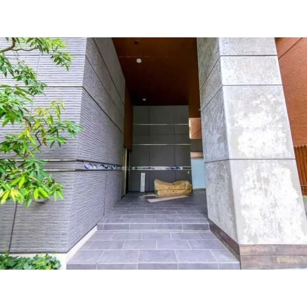 ルネ神田和泉町 アプローチ