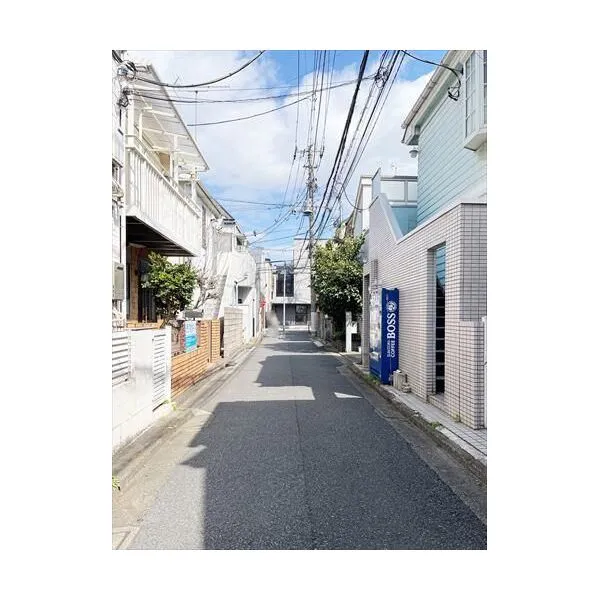 杉並区天沼３丁目 現地前面道路（２０２６．３撮影）