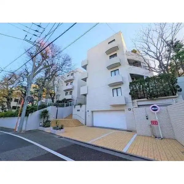 イースタンホームズ若林 外観