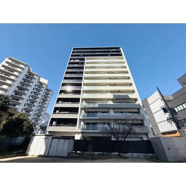 ローレルアイ泉 外観