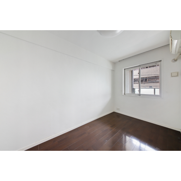 ルジェンテ吉祥寺 LD横の洋室約5.1畳