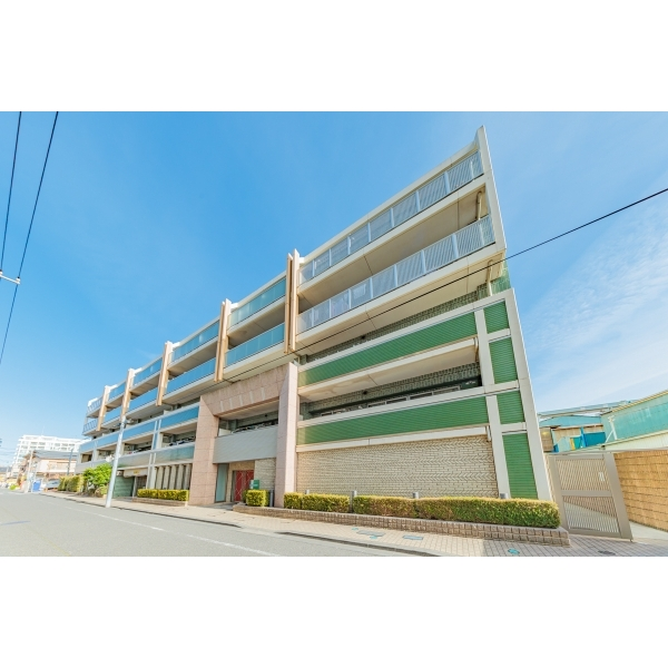 アデニウム船堀グランブリエ 外観