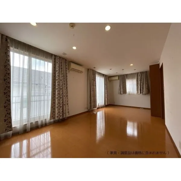 松戸市中金杉4丁目 2階南向き洋室約14畳は2部屋に区切ることができます(別途費用がかかります)
