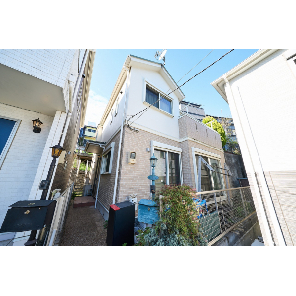 横浜市神奈川区三枚町 外観