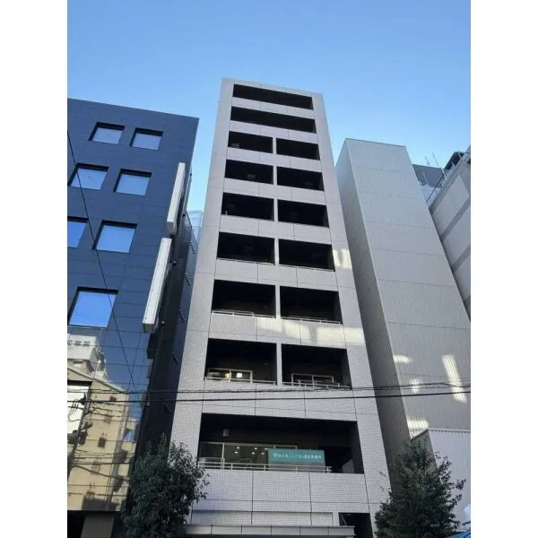 クレヴィア恵比寿 外観：画面中央