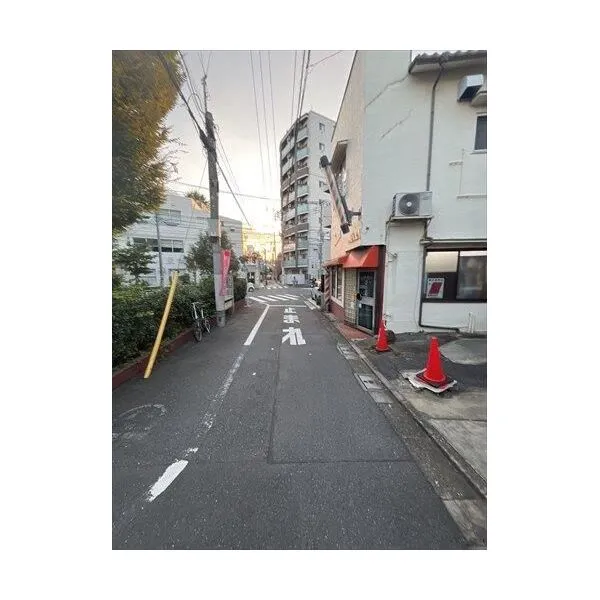 北区西ケ原３丁目 前面道路（２０２６年１０月撮影）
