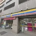 府中パーク・ホームズ ミニストップ 府中宮町店（コンビニ）まで約70m（徒歩1分）
