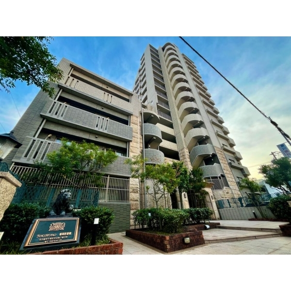 ライオンズマンション春岡壱番館 外観