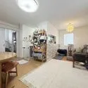 横浜市港北区綱島西５丁目 【リビングダイニング】　※CG加工により、一部小物等を消しています。