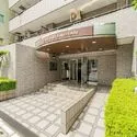 ライオンズシティ神楽坂 エントランス外観。